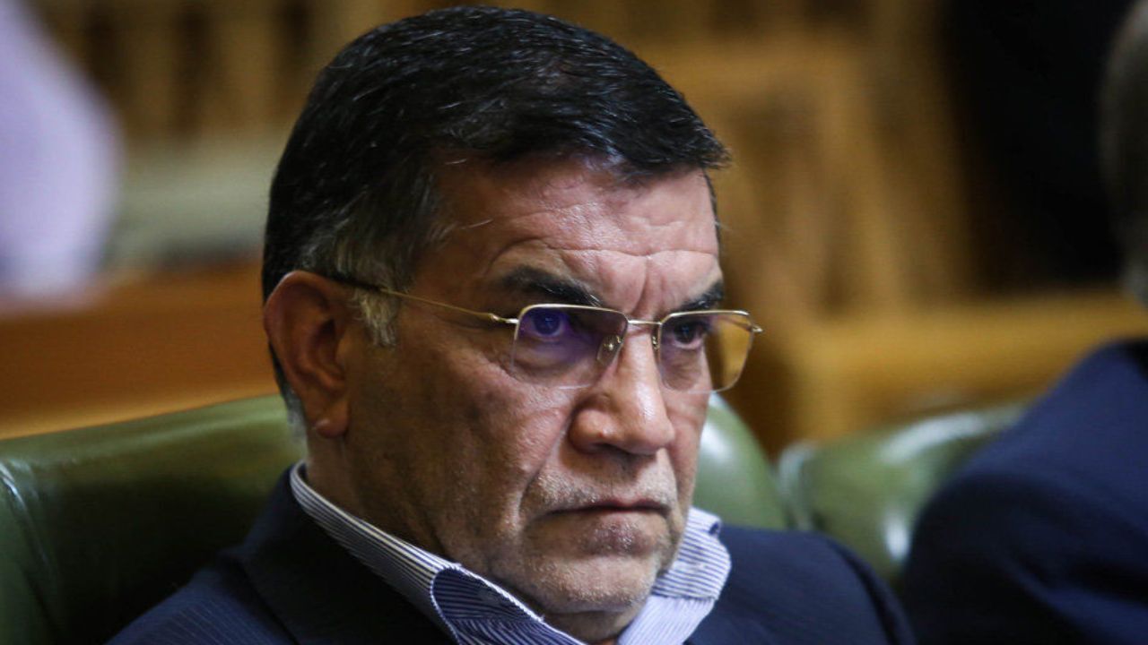 تذکر عضو شورای شهر به حناچی/ تعلل شهرداری برای ارسال لایحه «اساسنامه صندوق بازنشستگی» به شورای شهر