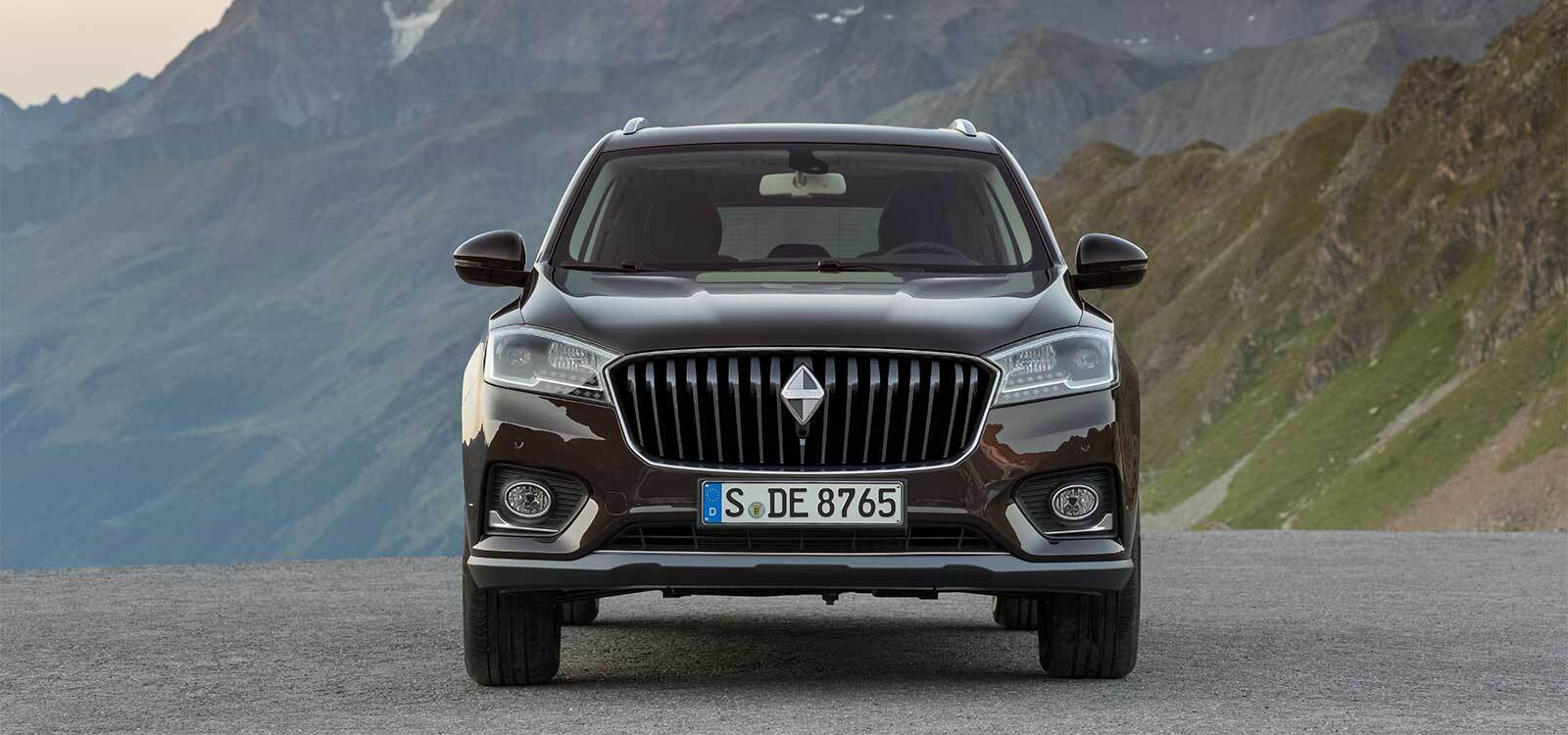 بورگوارد BX7 بخریم یا رنو اسکالا؟ + مشخصات فنی