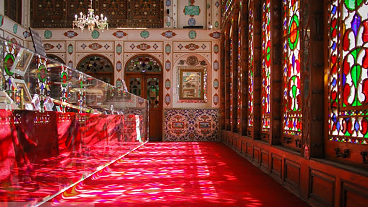 نگاهی کوتاه به آثار بی‌نظیر ایران زیبا + فیلم