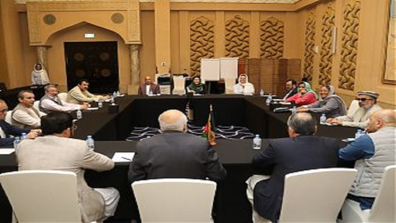 تیم مذاکره‌کننده صلح افغانستان خواستار برقراری آتش‌بس دائم شد