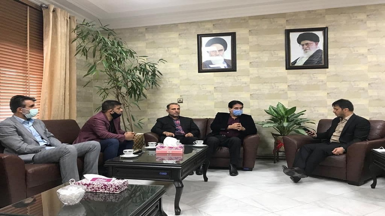 نشست هم اندیشی برای انتقال تمرینات نساجی به مازندران برگزار شد