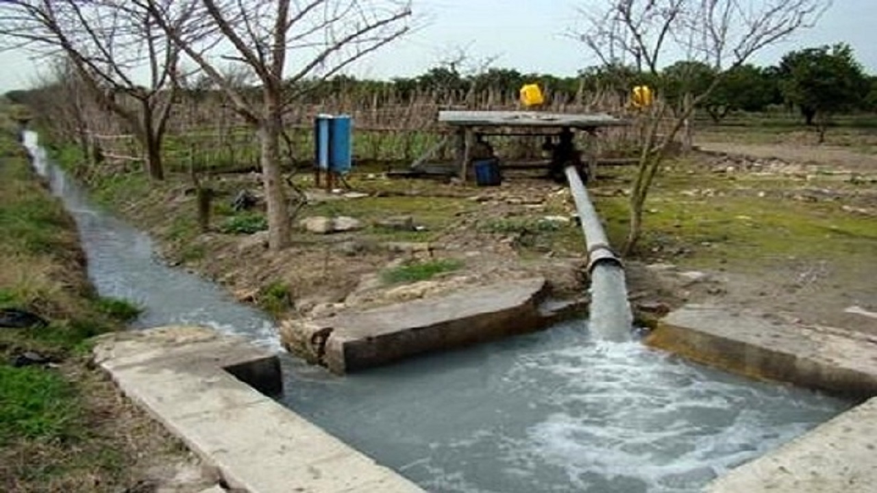 همت کشاورزان ابرکوهی برای صرفه جویی در مصرف آب
