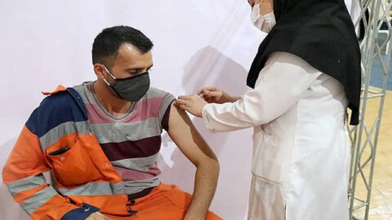 بیش از هزار نفر از پاکبانان کرجی واکسینه شدند