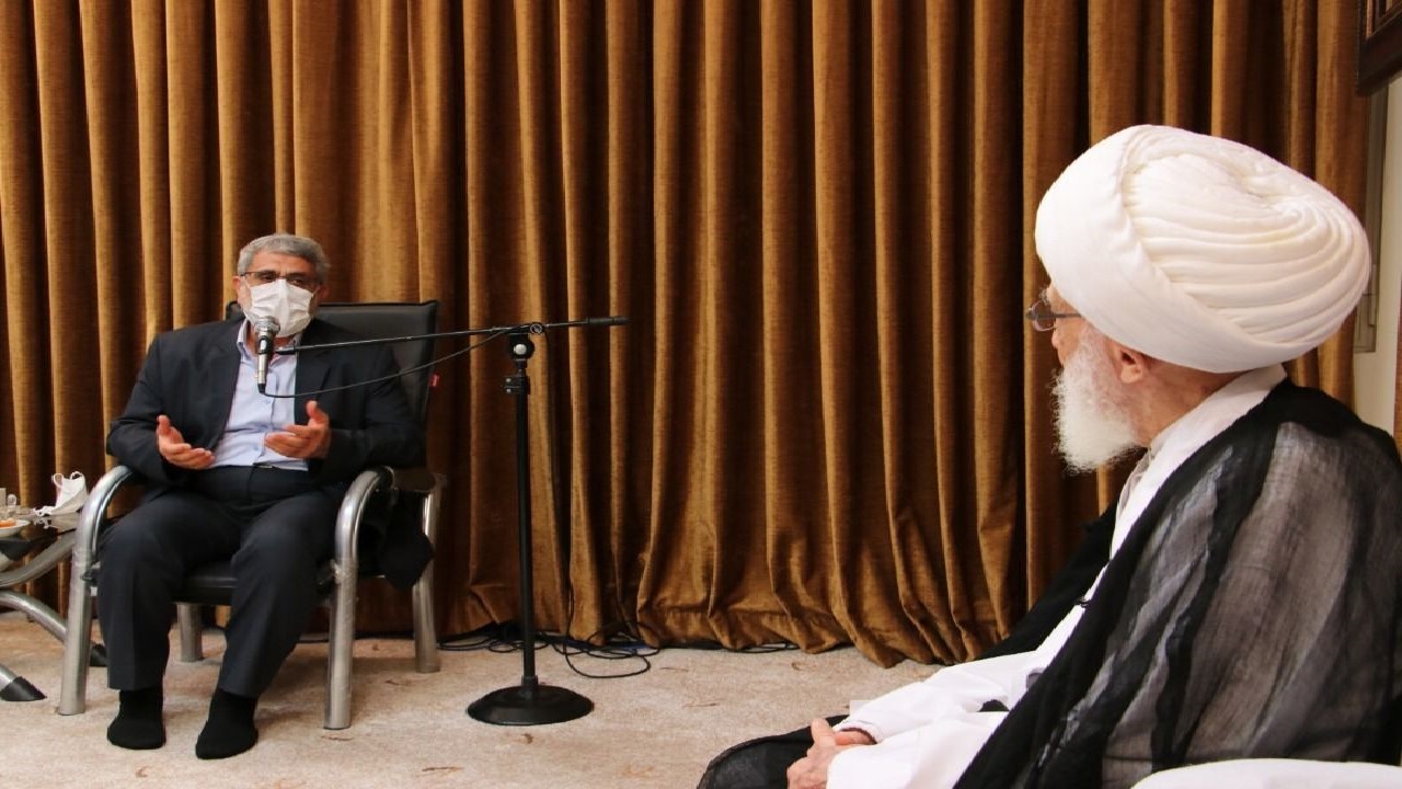 نیرو‌های مسلح ایران مجهز به نور ایمان هستند