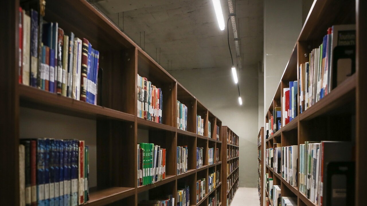رونمایی سامانه کتابخانه دیجیتال در تبریز