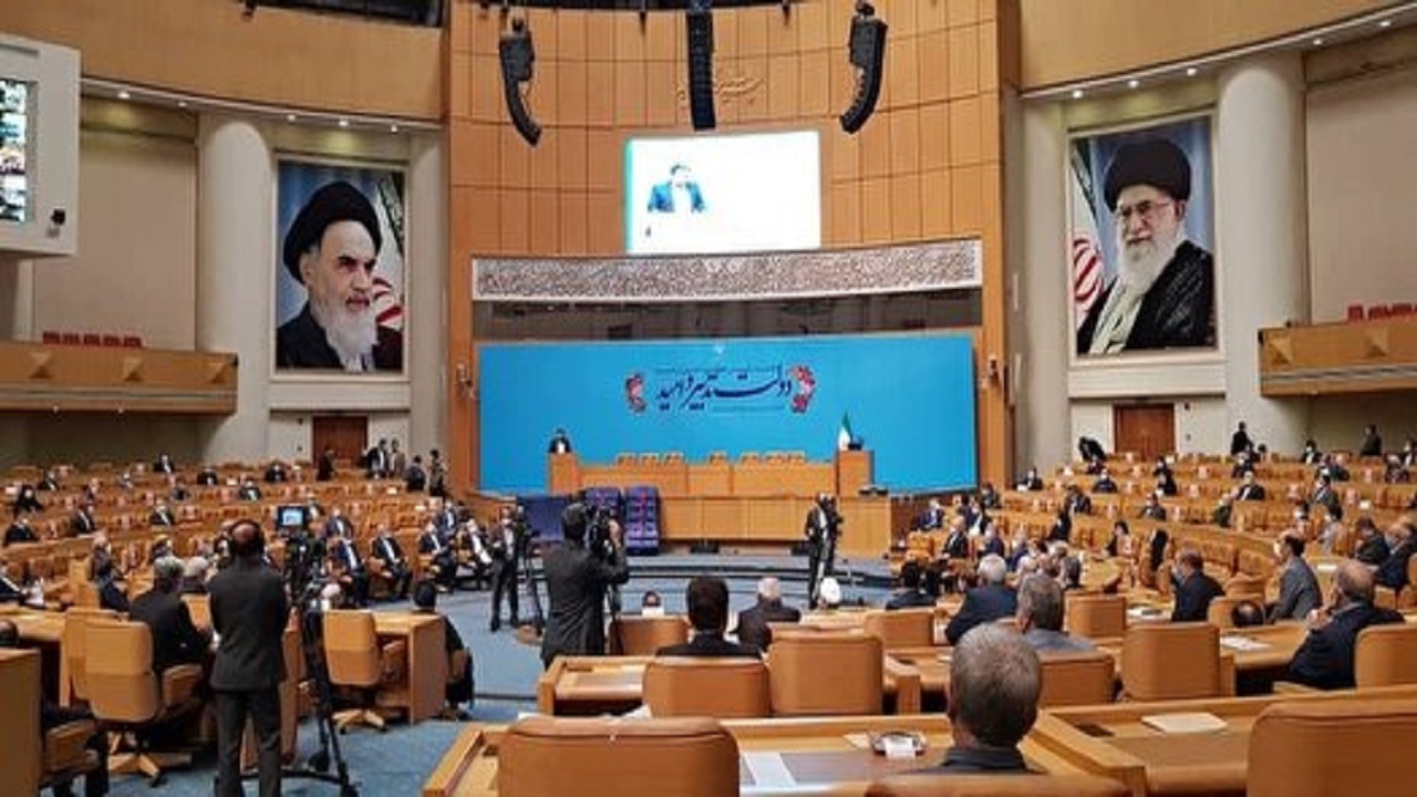 نشست روحانی با مدیران ارشد دولت