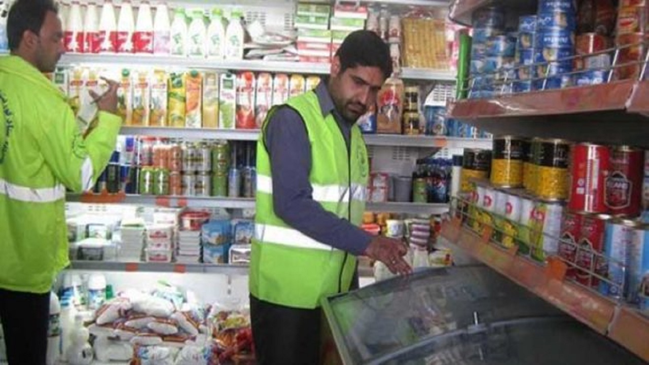 نیمی از تخلفات اقتصادی در خراسان رضوی گرانفروشی است