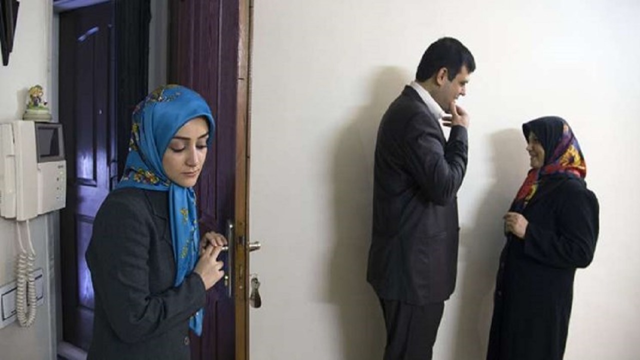 با خانواده همسرم چگونه رفتار کنم؟/ راهکارهای ارتباط مناسب با خانواده همسر
