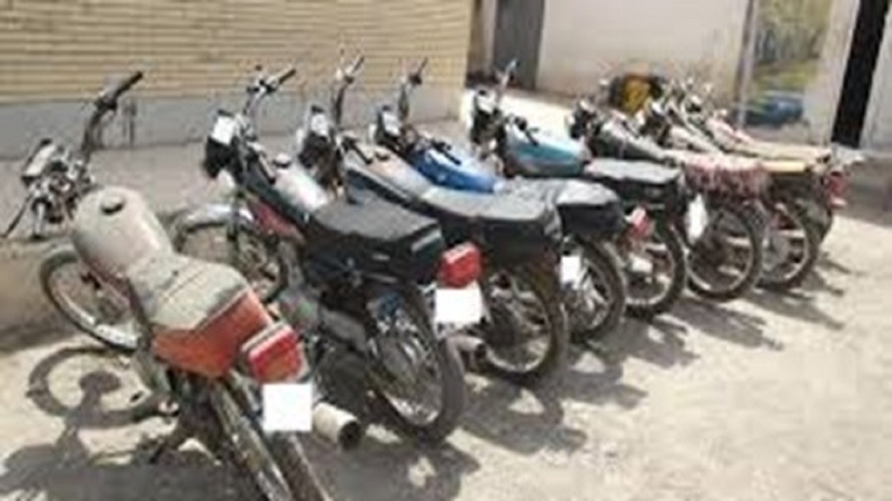 برخورد با موتورسیکلت سواران متخلف در دهلران