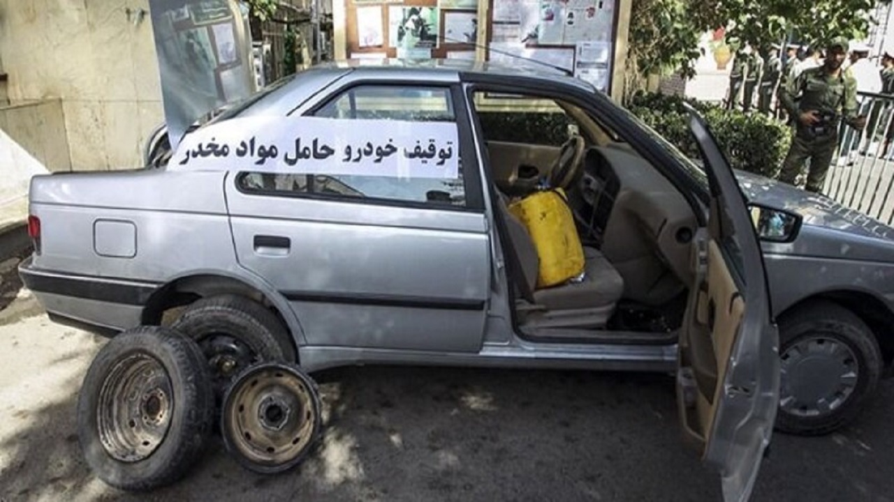 توقیف سواری پژو حامل حشیش در مهریز