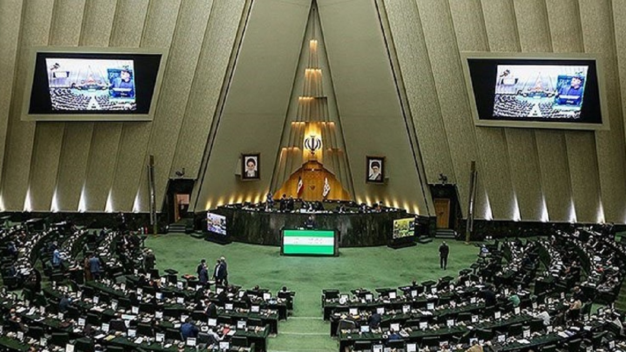 ۱۷ مرداد؛ اعلام وصول لیست وزرای پیشنهادی دولت در مجلس