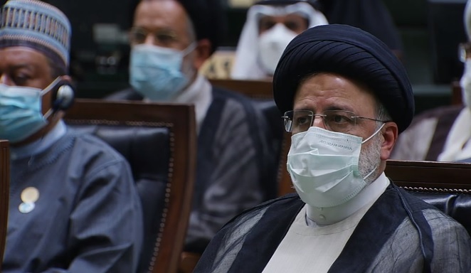 پای حسن یزدانی هم به مراسم تحلیف رئیسی باز شد