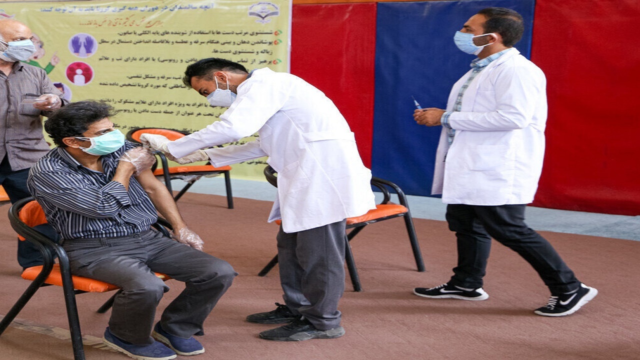 ۱۲ هزار و ۷۰۰ نفر در آران و بیدگل واکسن کرونا دریافت کردند