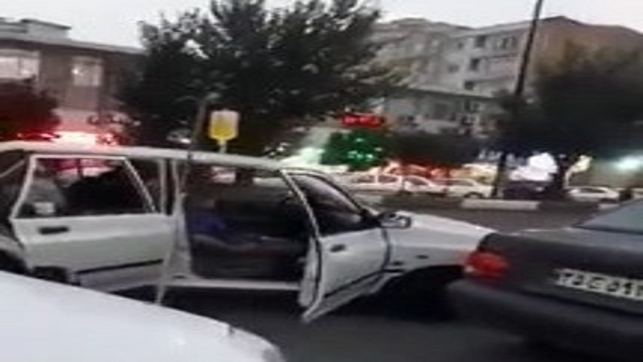 واقعیت ماجرای وصل سرم به بیماران در خیابان‌های بابل چیست؟+ فیلم
