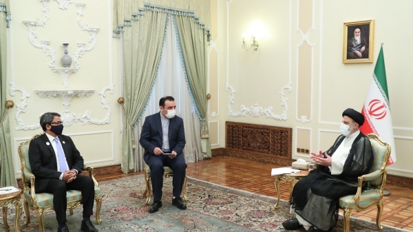 رئیسی: برای توسعه جدی روابط تهران داکا اراده جدی داریم