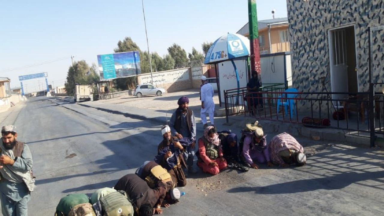 شهر زرنج در اختیار طالبان قرار گرفت