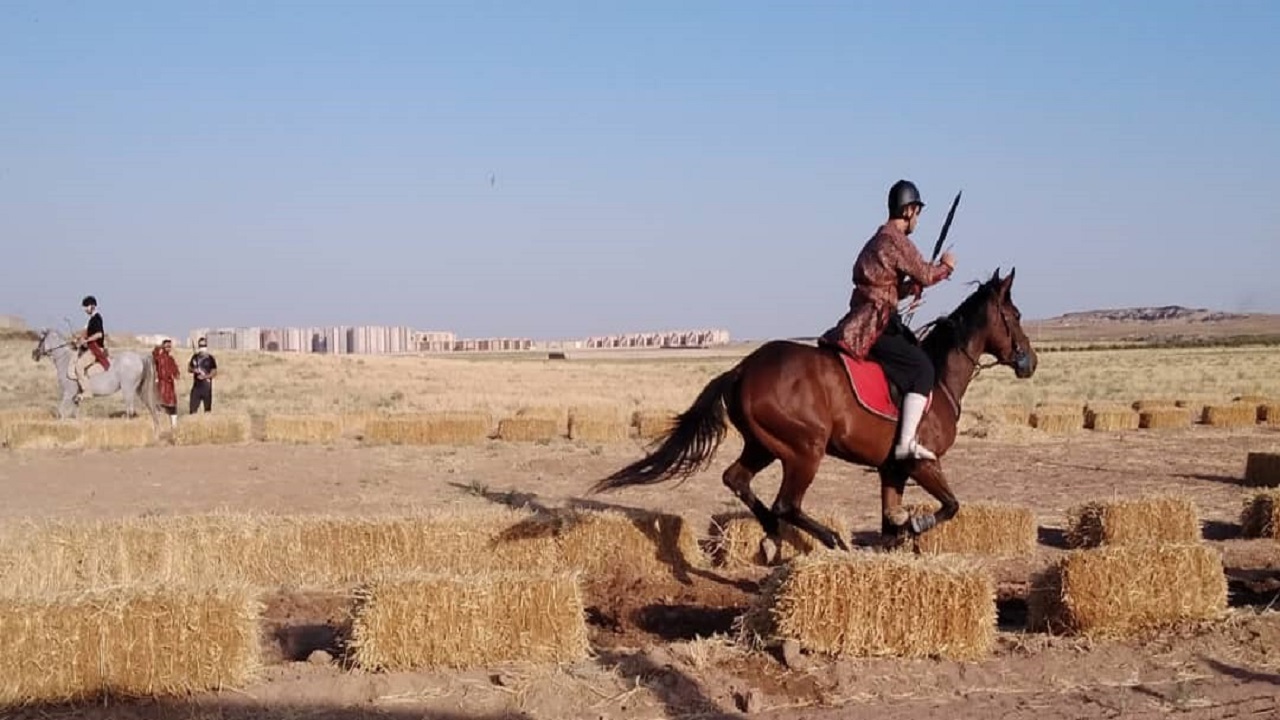 مسابقات کمانگیری روی اسب کشور در البرز برگزار شد