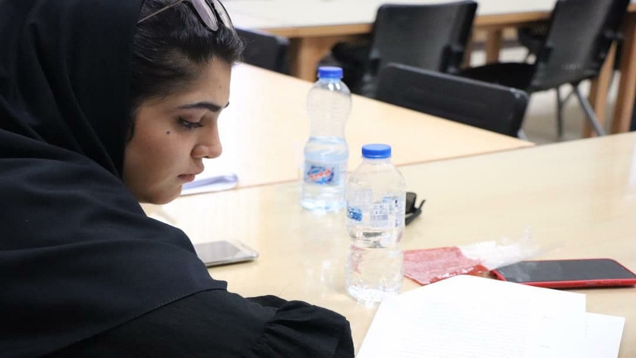 تئاتر ستون محکمی برای فرهنگ‌سازی است/ بیان دغدغه‌های زنان در «زیرزمین»