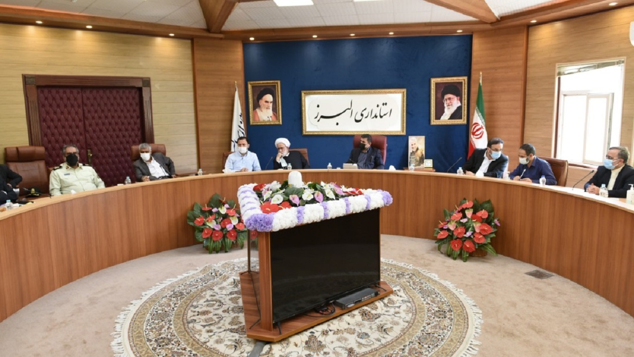 کمبود امکانات درمانی برای بیماران کرونایی وجود ندارد