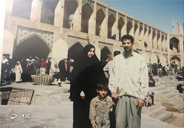 ۱۷ مرداد، یک حمله، یک کنسولگری، یک خبرنگار و ۹ شهید ۱۷ مرداد، یک حمله، یک کنسولگری، یک خبرنگار و ۹ شهید