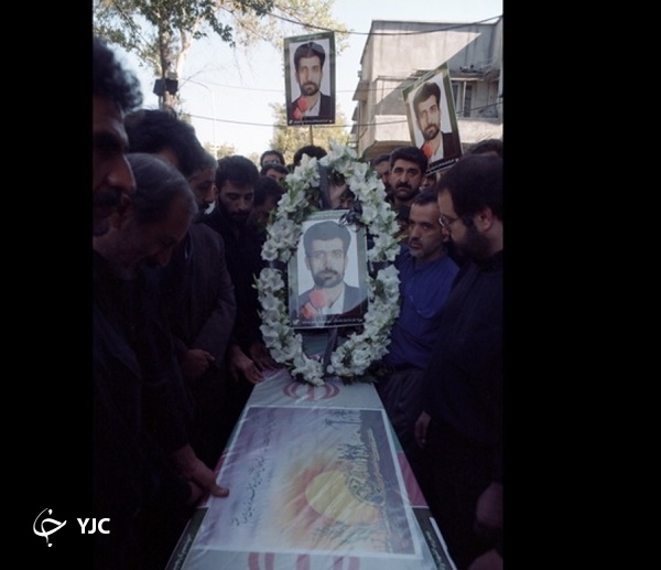 ۱۷ مرداد، یک حمله، یک کنسولگری، یک خبرنگار و ۹ شهید ۱۷ مرداد، یک حمله، یک کنسولگری، یک خبرنگار و ۹ شهید