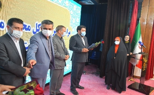 خبرنگار چشم بینا و زبان گویای جامعه است