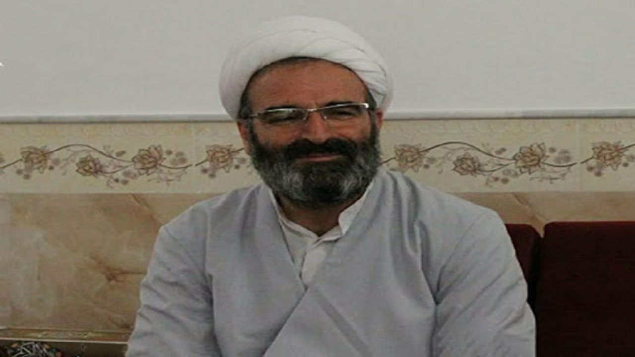 خدمت به انقلاب و اسلام وظیفه همه مسئولان است