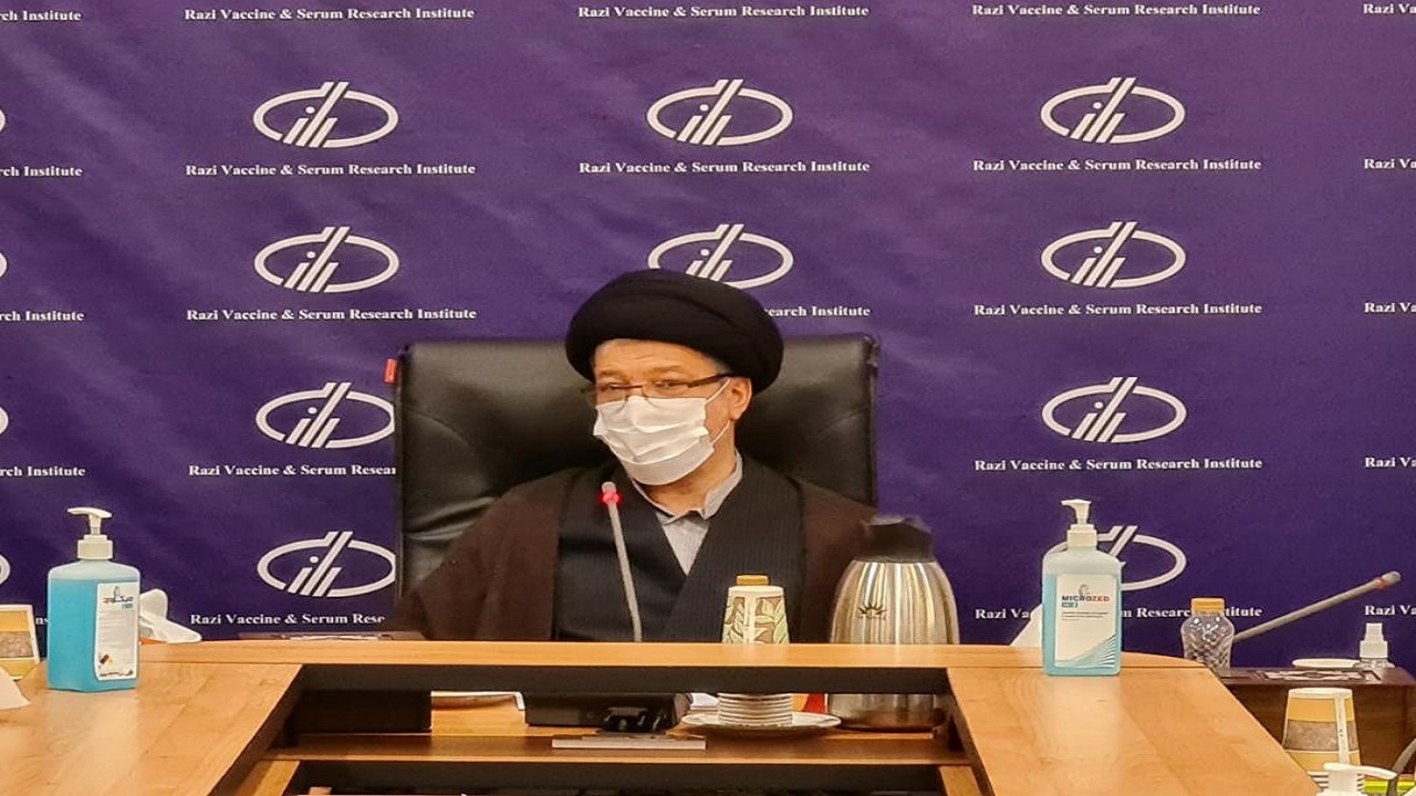 رازی شاخص سلامتی است/ برای کمک آماده‌ایم