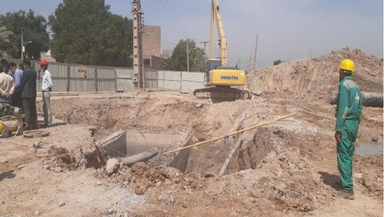 طرح نوسازی شبکه فاضلاب آبادان