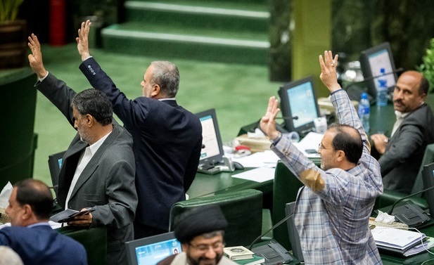 صیانت در دو راهی لغو و اصلاح/ ماجرای اعتراض&zwnj;ها به اصل ۸۵&zwnj; شدن طرح صیانت از حقوق کاربران در فضای مجازی