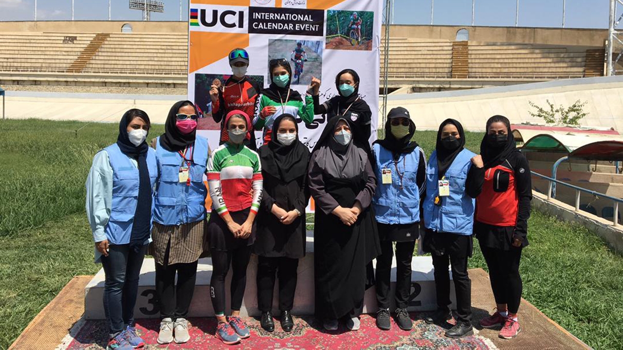 کاپ سوم مسابقات قهرمان کشوری دوچرخه کوهستان بانوان در رده جوانان به فارس رسید