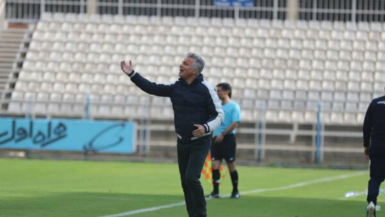 شرمندگی سرمربی ماشین سازی از رفتار حامد لک