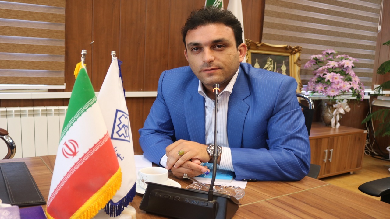 آیین حضوری نویسی خوشنویسان سنندجی در آبیدر برگزار می‌شود
