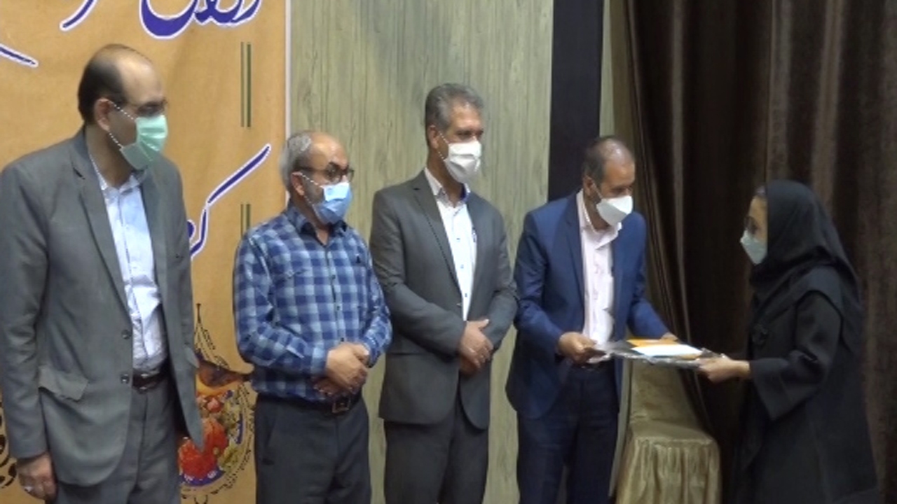 تجلیل از دانش آموزان برتر در فسا