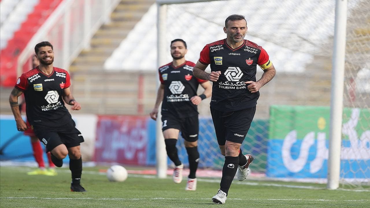 سید جلال حسینی به دیدار پرسپولیس - تراکتور رسید