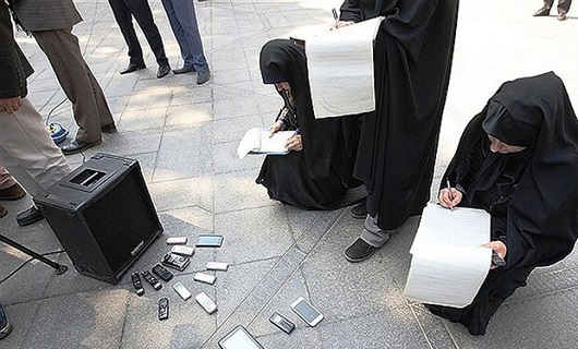 خبرنگار روایت لحظه&zwnj;های بی پایان / باید ارزش&zwnj;های خبرنگاری را احیا کرد