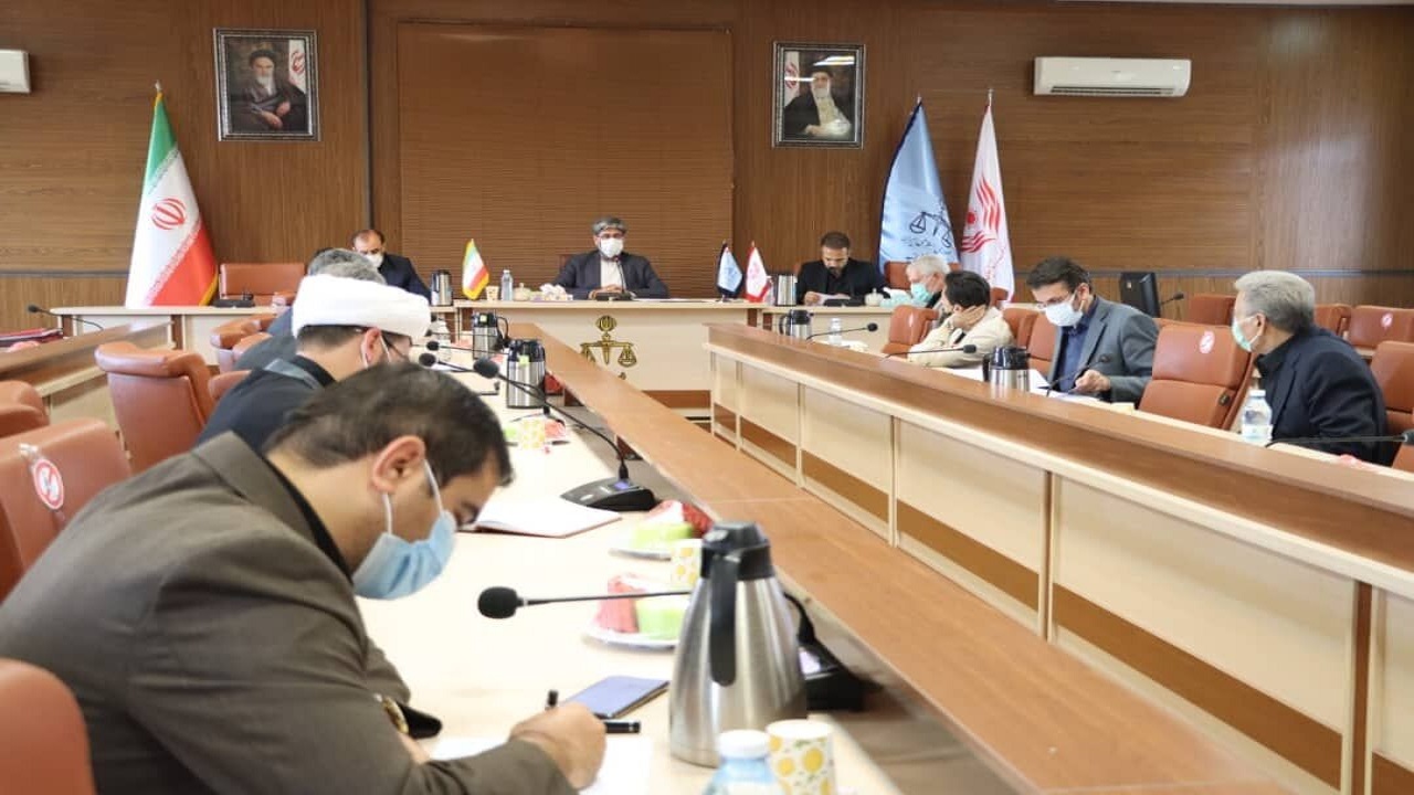 ٣٠٠ زندانی مالی در آذربایجان‌غربی نیازمند کمک خیران