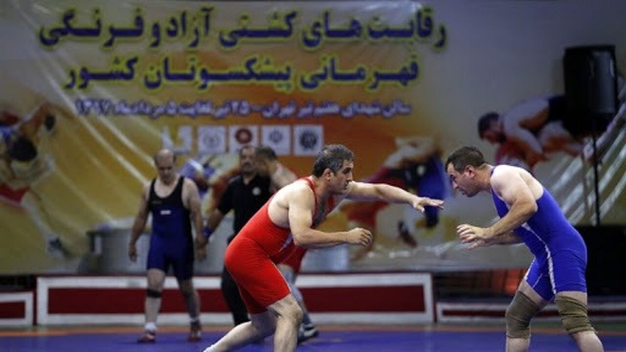 نشست کمیته پیشکسوتان کشتی با علیرضا دبیر/برگزاری مسابقات قهرمانی کشور منوط به مجوز ستاد مبارزه با کرونا