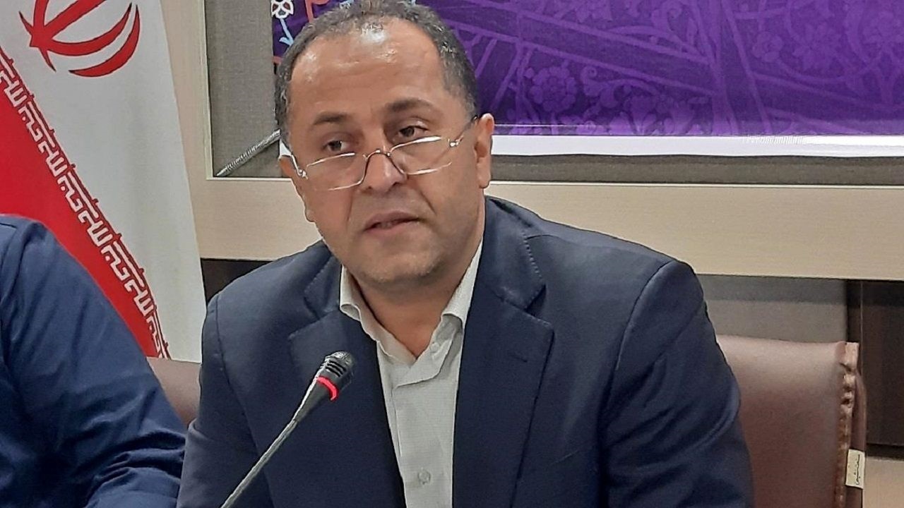 شرایط بد کرونایی در ادارات/امتناع از دریافت واکسن نداریم