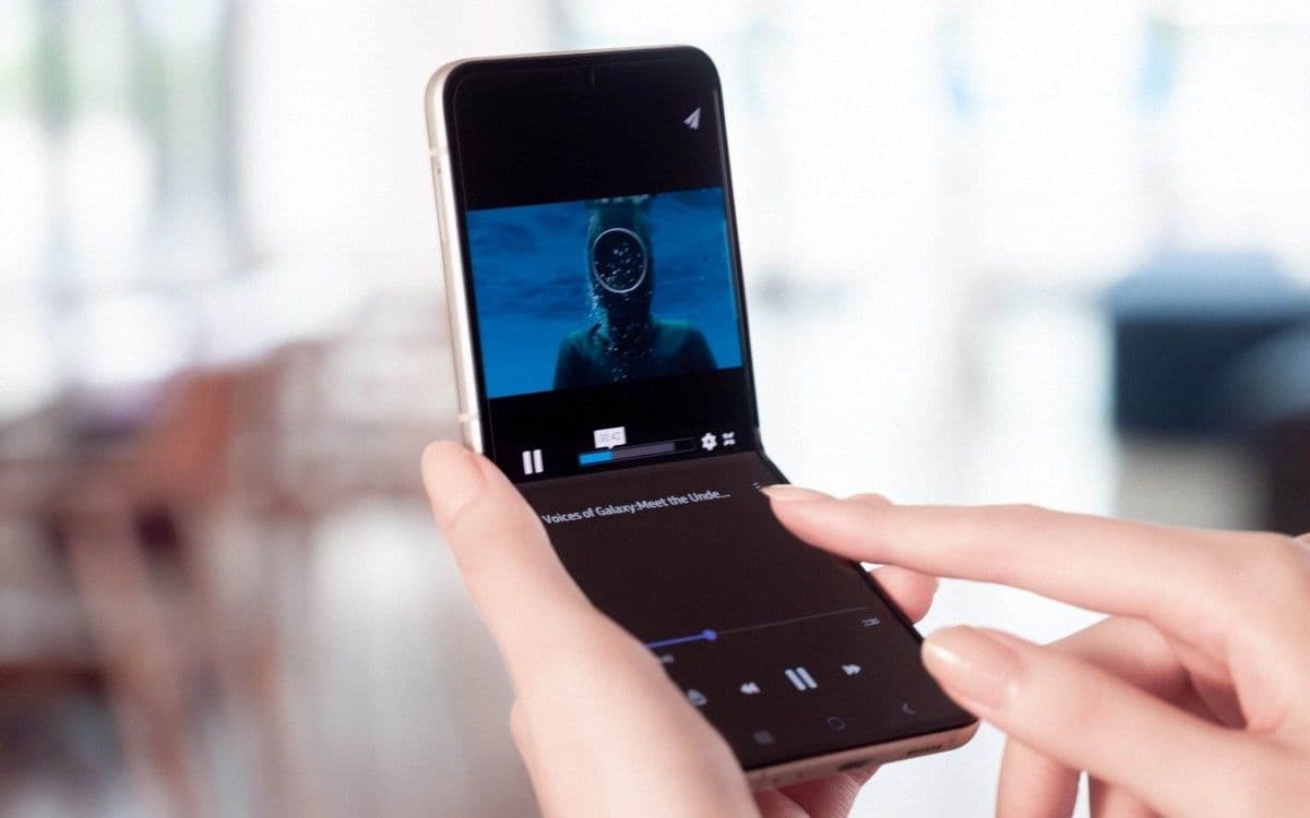 محصول جدید سامسونگ Galaxy Z Flip3 رونمایی شد