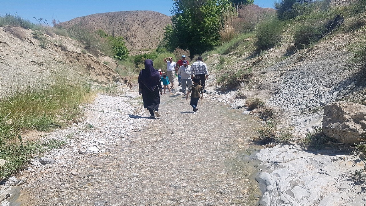 دره تجنود مقصد مسافران یا مأمن کرونا؟/ دره ای که به جای تفریح می تواند به قربانگاه تبدیل شود