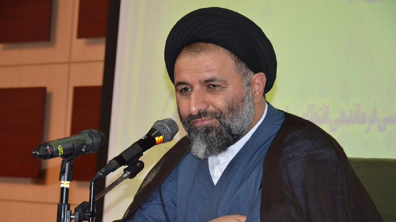 لزوم گسترش فرهنگ عاشورا توسط نخبگان و رسانه‌ها در جامعه
