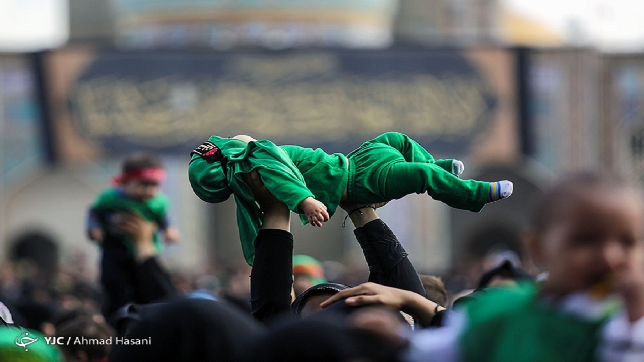 برگزار ی همایش شیرخوارگان حسینی در پیاده‌راه بوعلی همدان