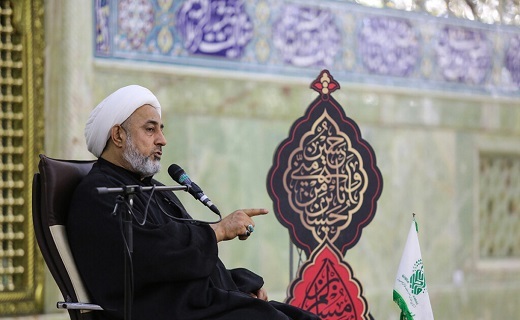 برگزاری مراسم عزای حسینی به ۵ زبان زنده دنیا در حرم بانوی کرامت +تصاویر