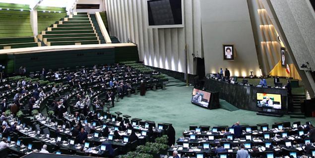 صحن علنی مجلس آغاز شد/ بررسی استعفای زاکانی در دستور کار نمایندگان
