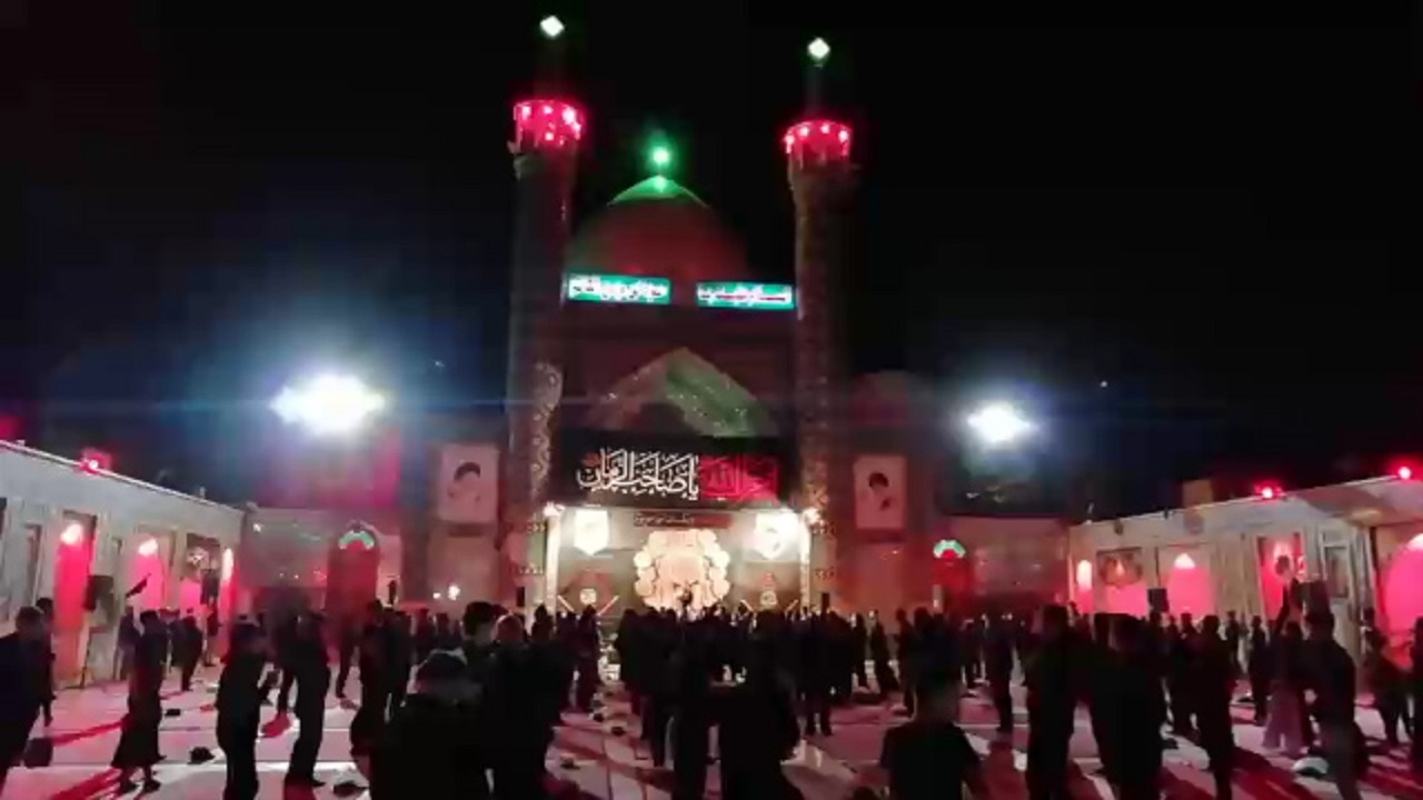 فیلمی از سوگواری عاشقان امام حسین(ع) در کاشمر