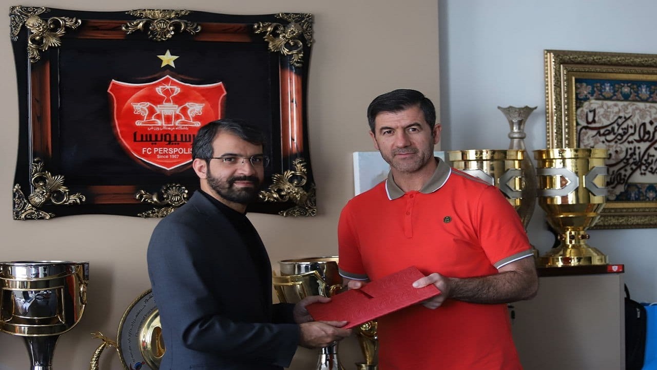کریم باقری با پرسپولیس ۲ ساله تمدید کرد