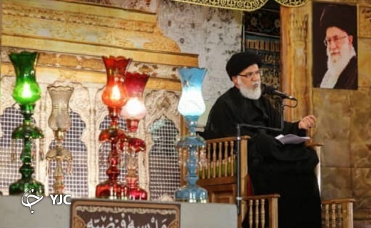 عزاداری هیئت ثارالله قم زیر چتر شیوه نامه های بهداشتی +فیلم