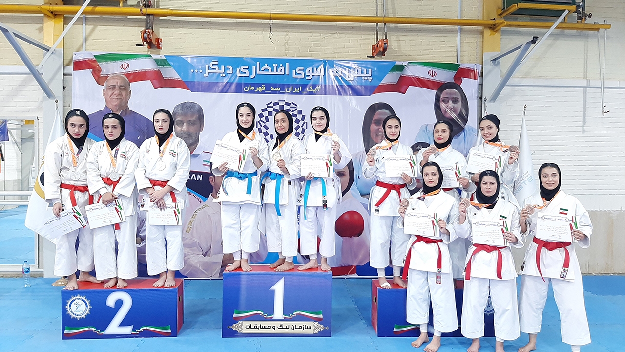 بانوان کاراته کای کرمانی بر سکوی سوم رقابت های کشوری