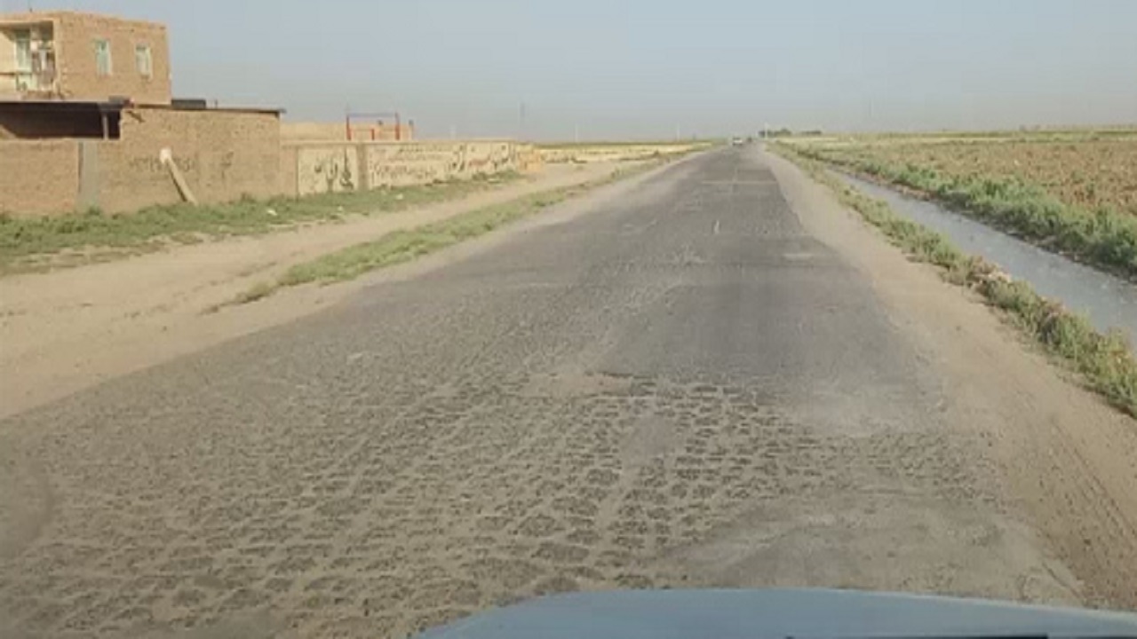 نگاهی به وضع اسفناک جاده فراموش شده قم به ساوه + فیلم